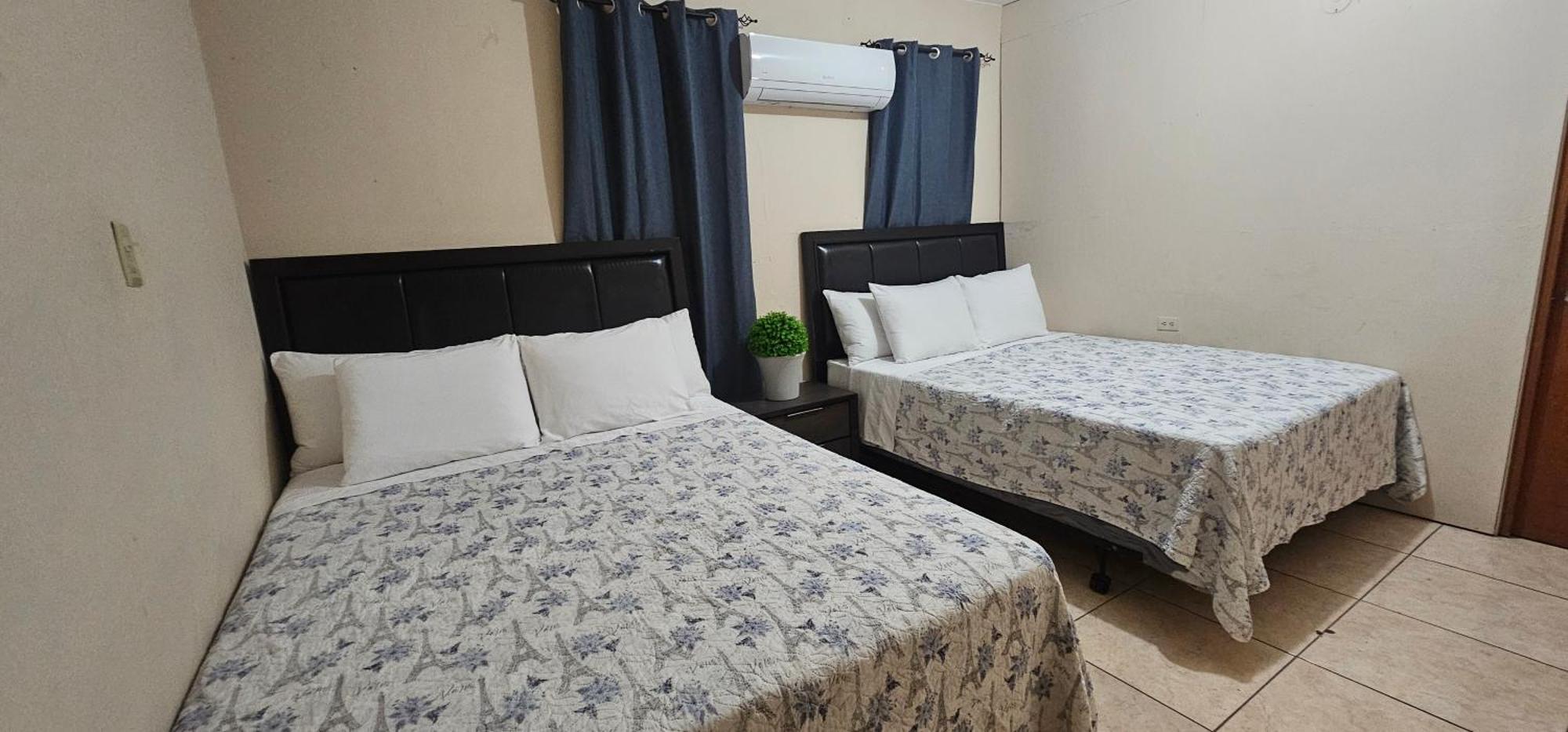 Discovery Beach Apartments Аґуада Екстер'єр фото
