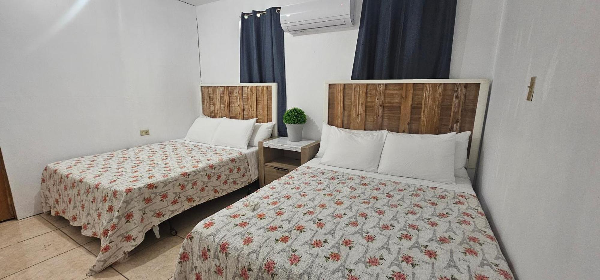 Discovery Beach Apartments Аґуада Екстер'єр фото